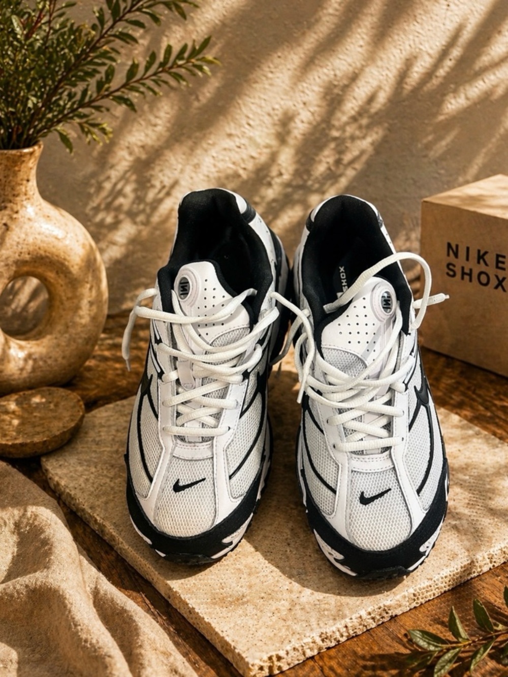 Nike White and Black Mesh Running Sneakers